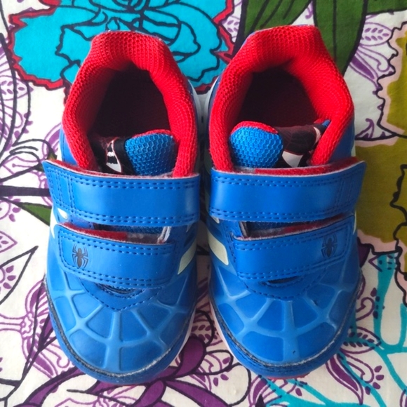 Adidas Disney Spiderman Toddler Shoes - Picture 2 of 13